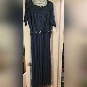 NWT Long Formal Dress